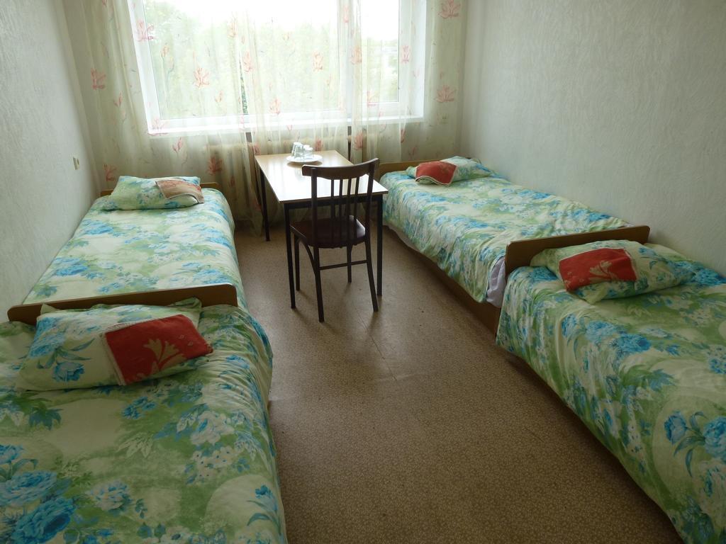 Hostel Nele Jõhvi Habitación foto